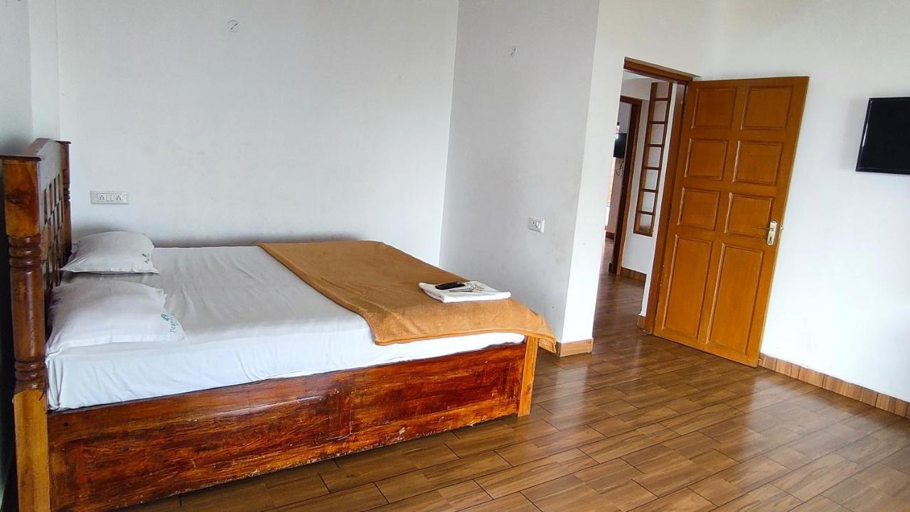 Homestay Pears Garden Royal *