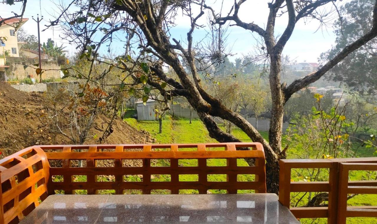 Pears Garden Royal Homestay *
