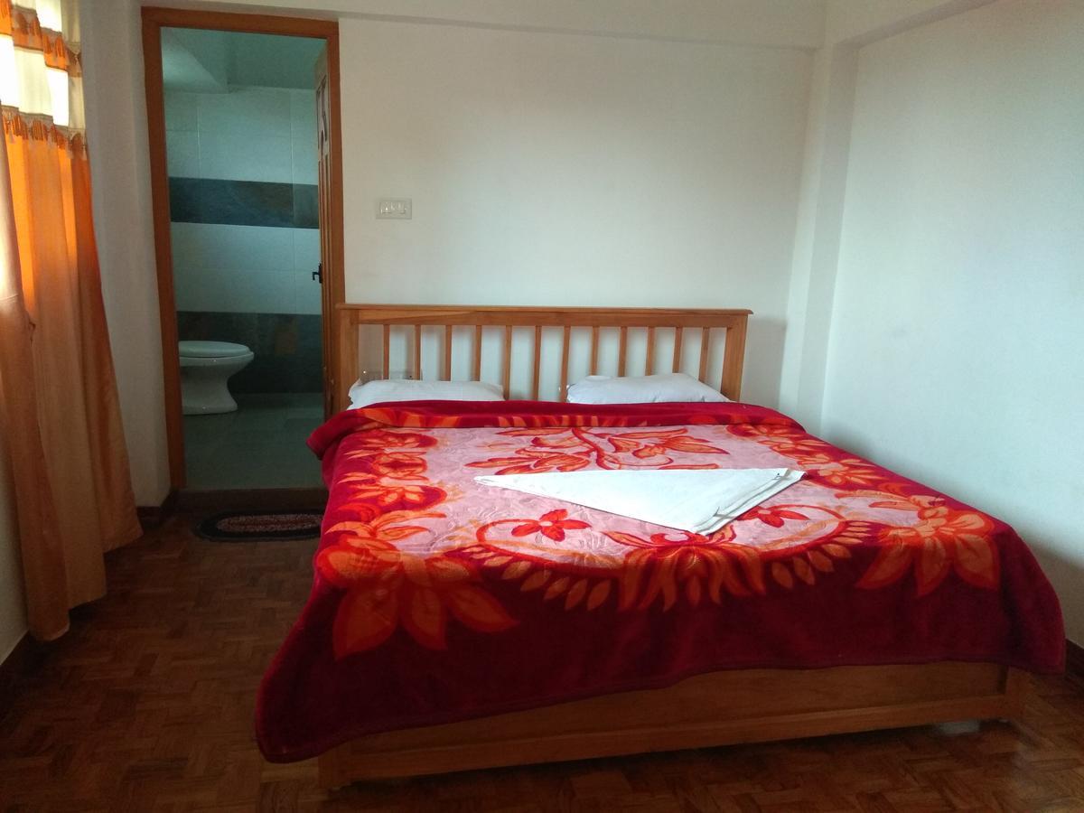 Pears Garden Royal Homestay *